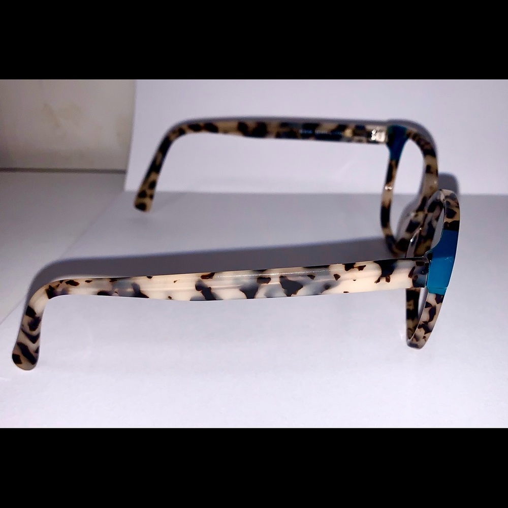 Eyeglasses Kam Dhillon